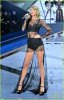 taylor-swift-victoria-secret-fashion-show-performance-06.jpg