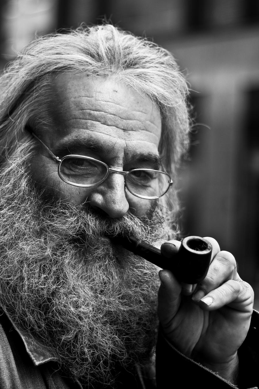 wise_old_man_by_poeheej-d2ynanw.jpg